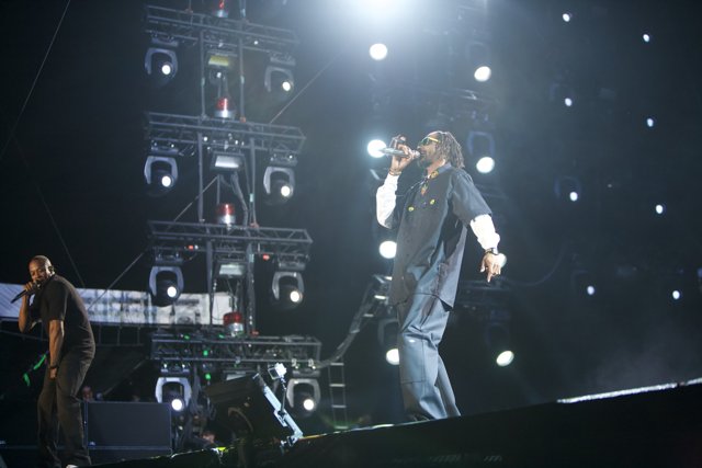 Snoop Dogg and Dr. Dre Take Center Stage