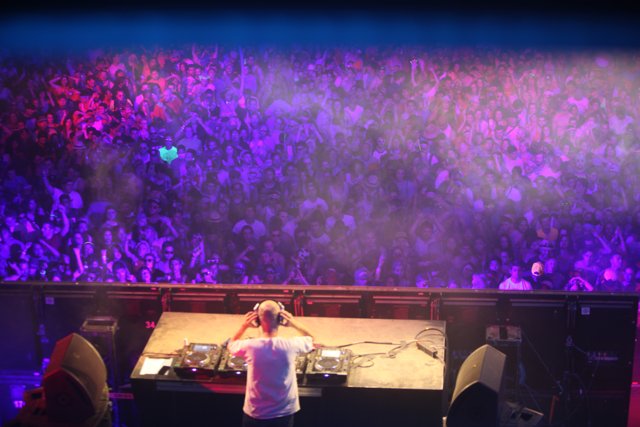 DJ Daisuke Rocks the Night in Coachella