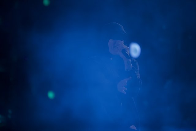 Eminem Rocks the 2013 Grammy Awards Stage