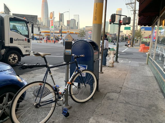Lone Bicycle on San Francisco Street