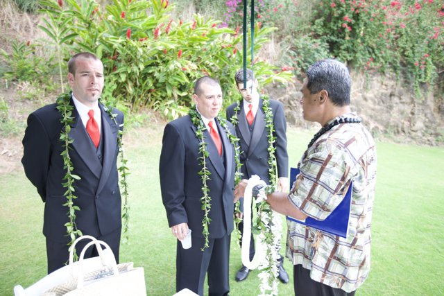 Hawaiian Wedding Ceremony at Kapiolani Park