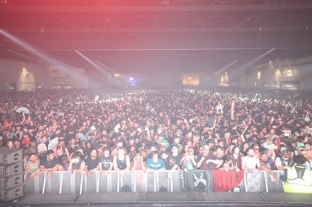 Massive Indoor EDM Crowd at Wobbleland 2026
