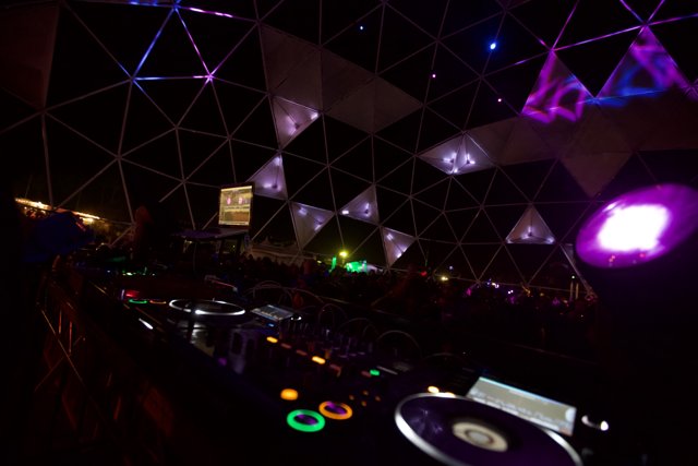 Nightclub Dome DJ Set