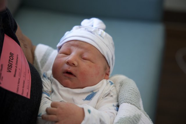 Welcome to the World, Leland