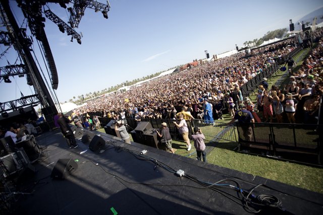 A Sea of Fans at Coachella Concert