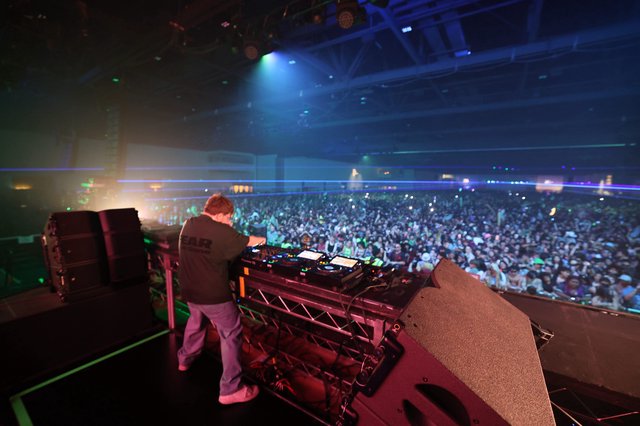 DJ Performs to Massive Arena Crowd at Wobbleland 2026