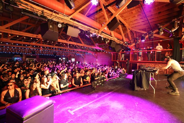 Wobbleland 2026: DJ Ignites Packed Indoor Venue