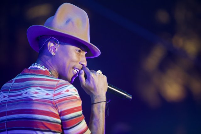 Pharrell Williams Rocks a Sun Hat at Coachella
