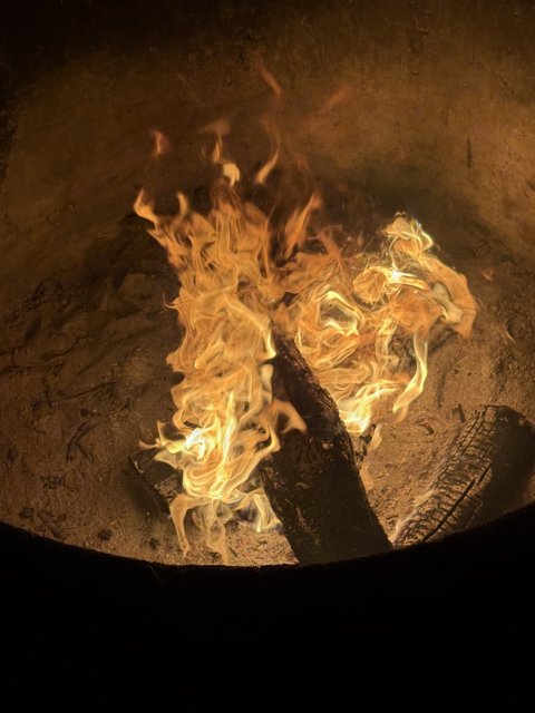 Cambria Bonfire Blaze