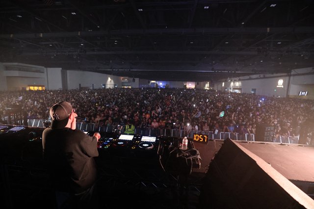 DJ Commands Massive Crowd at Wobbleland 2026