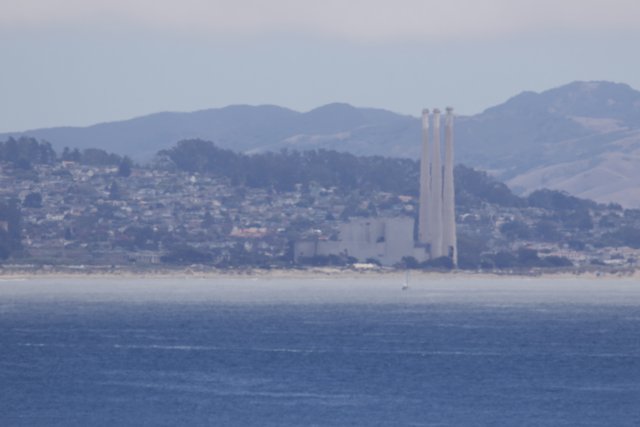 Tranquil Coastline: Cayucos' Skyline