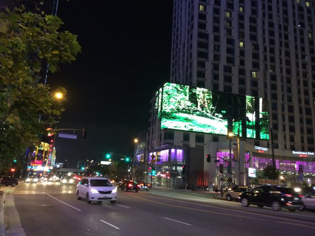 Green Screen Illuminates Metropolis