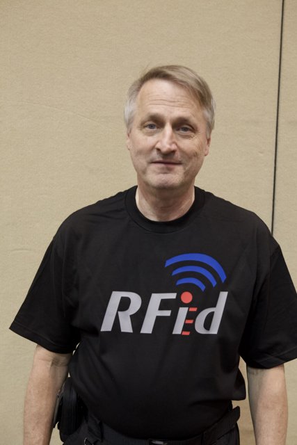 The RFID T-Shirt Wearer