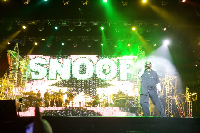 Snoop Dogg Rocks the Stage at Honda Center Concert
