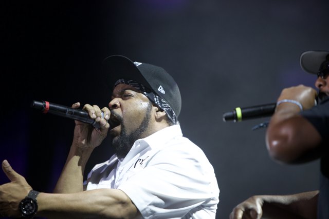 Ice Cube and Guest Performer Take the Stage in Santa Ana