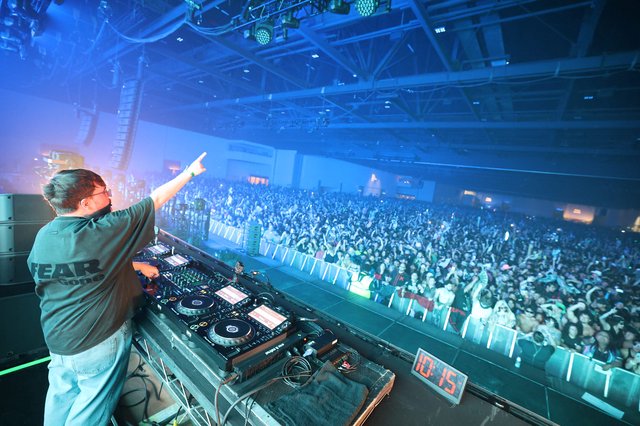DJ Commands Massive Crowd at Wobbleland 2026