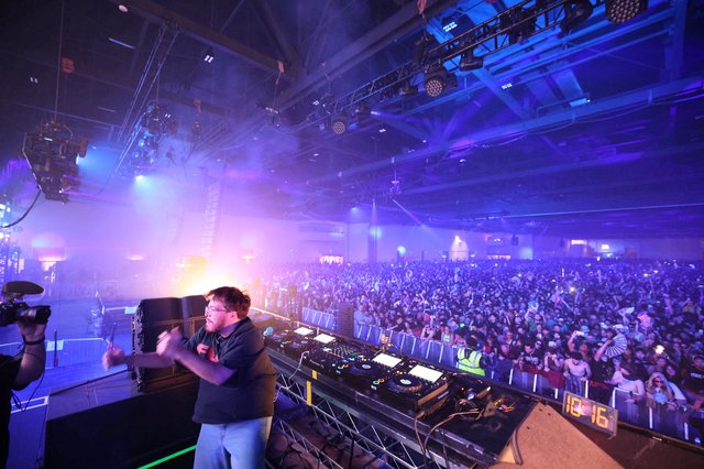 DJ Commands Massive Crowd at Wobbleland 2026