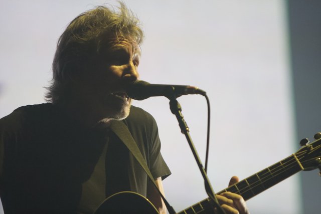 Roger Waters' Electrifying Coachella Concert