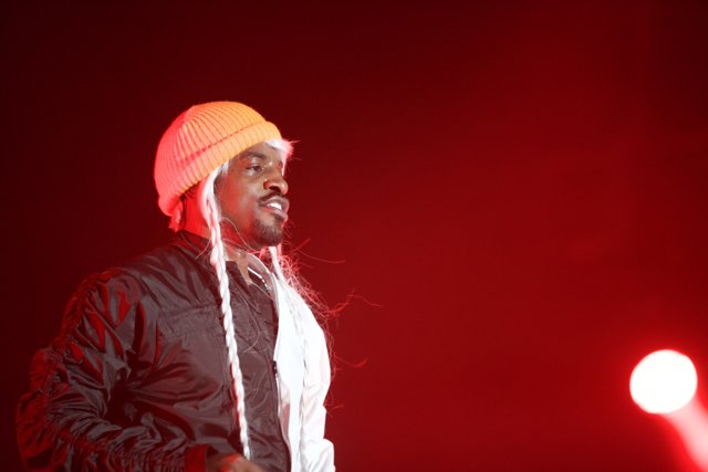 André 3000 Takes the Stage