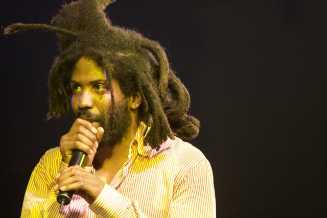 Murs rocks Coachella with his electrifying solo performance