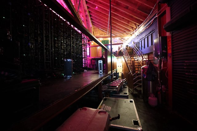 Backstage Chaos: Behind the Scenes at Wobbleland