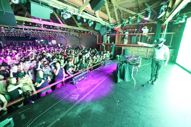 DJ Commands Packed Crowd at Wobbleland 2026