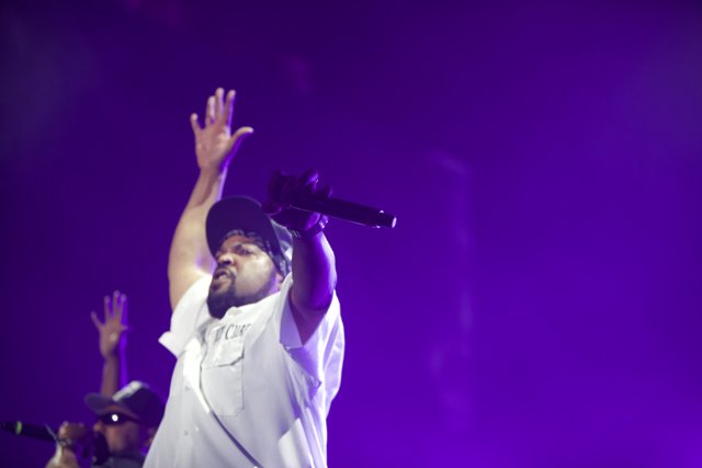 Ice Cube Rocks Coachella Crowd