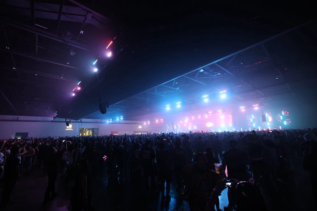Massive Crowd Surges at Wobbleland EDM Festival 2026