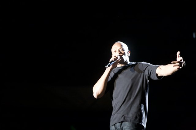 Dr. Dre Takes the Stage