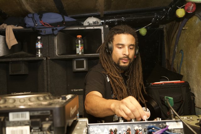 Rhythm Weaver: The Art of a DJ