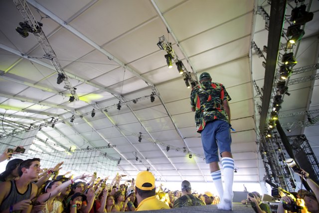 Chance Perdomo Performs for a Packed Crowd at Coachella 2011