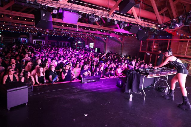 DJ Ignites Packed Crowd at Wobbleland 2026