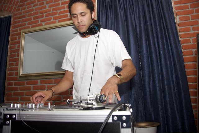 Beats of 2006: Deejay in Action