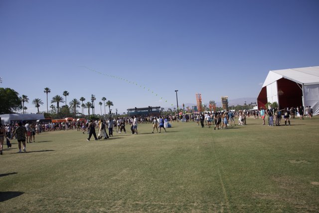 A Vibrant Day at Coachella 2024: Festival Under the Sun