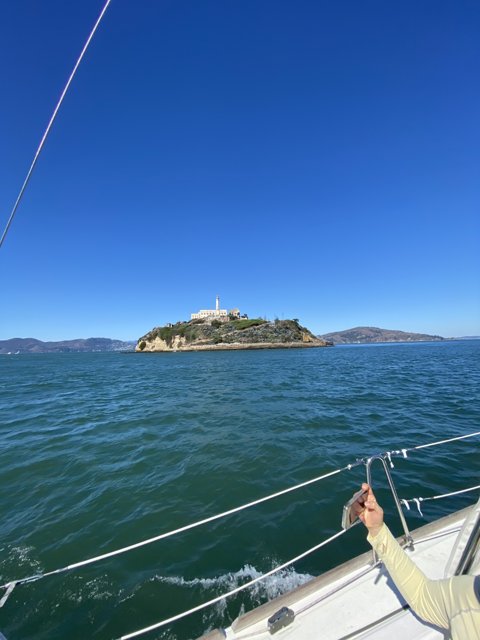Sailing in the Shadow of Alcatraz