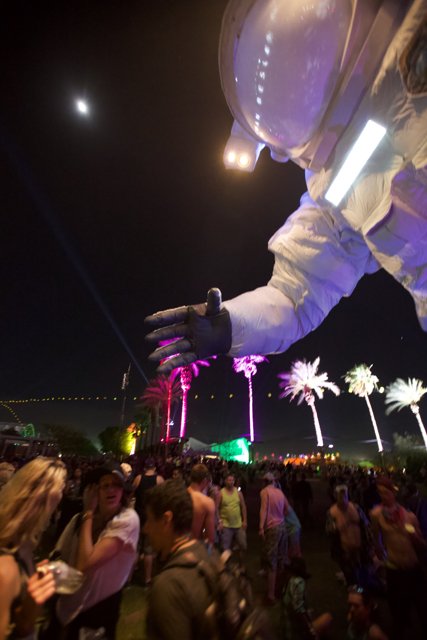 Astronaut Statue Lights Up the Night Sky at Coachella