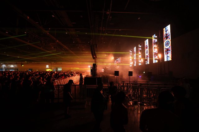 Laser Light Show Ignites Wobbleland 2026 Dance Floor