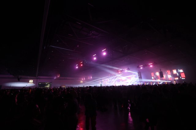 Massive Crowd Engulfed in Laser Light at Wobbleland