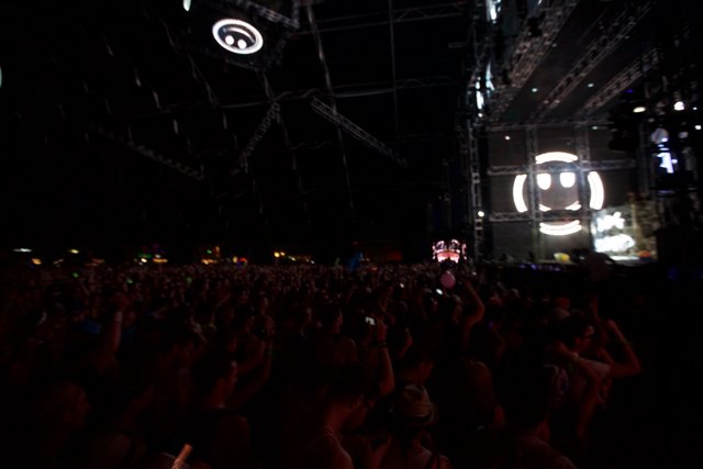 Coachella crowd captivated by cinematic performance