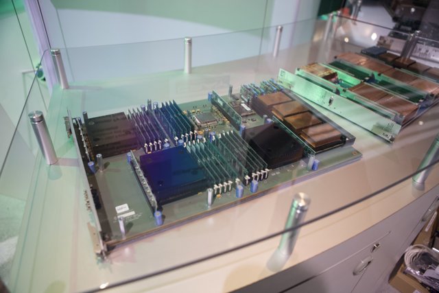 State-of-the-Art Computer on Display
