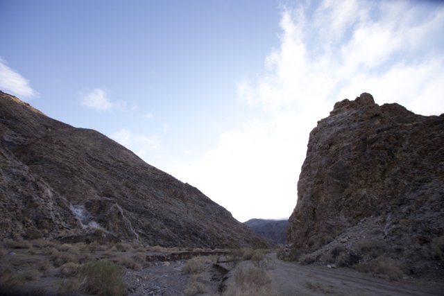 Road through Canyon Valley