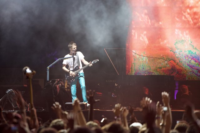 Bellamy Rocks the Crowd with his Guitar at Coachella 2010