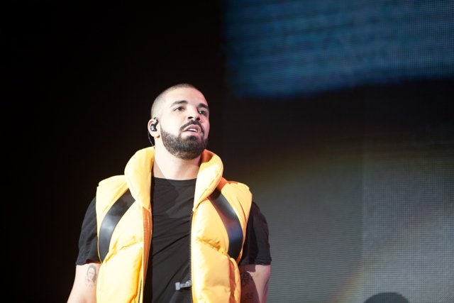 Drake Takes Over the O2 Arena in London