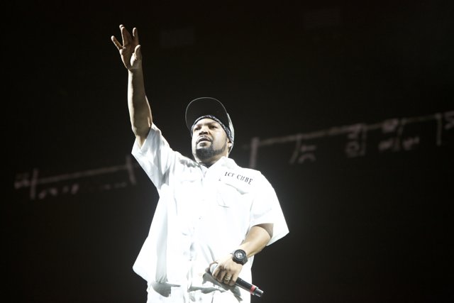 Ice Cube Triumphantly Takes the Stage