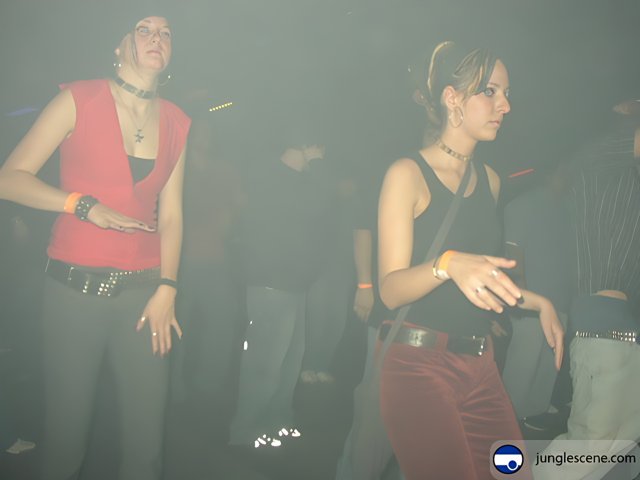 Nightclub Dancing Duo