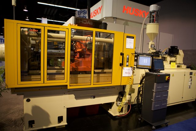 The Manufacturing Machine at the 2008 Robot Automation Show