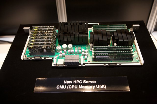 Cutting-edge Intel CPU on Display at Super Computing 07