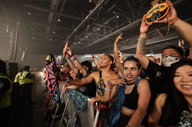 Euphoric Crowd Energy at Wobbleland 2026 Festival
