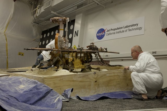 NASA Engineers Building and Testing Mars Rover