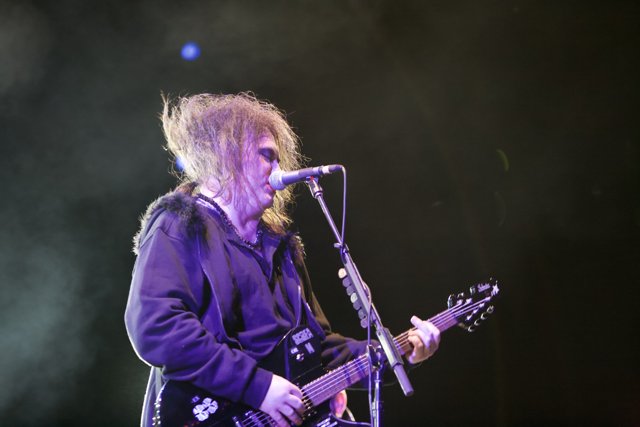 Rocking Out with the Cure